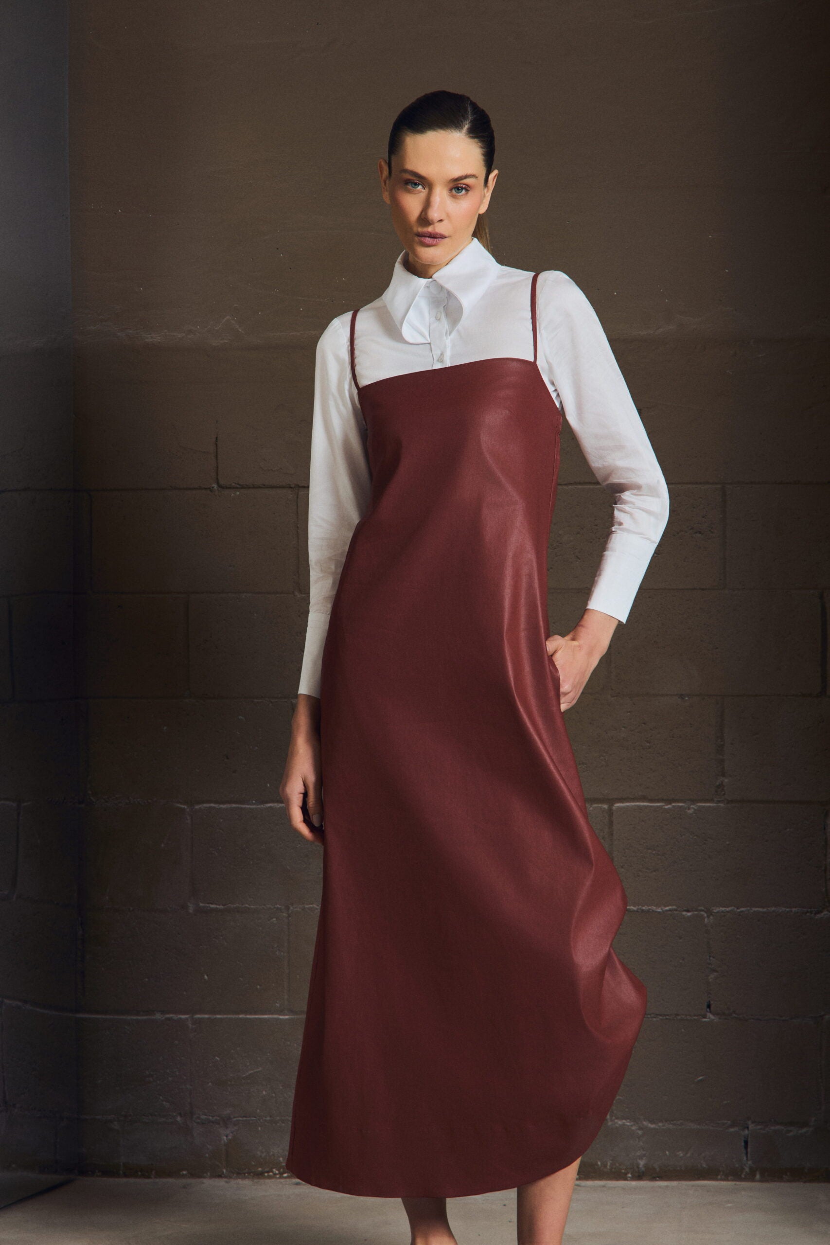 Vestido Chiara II Sarja Resinada