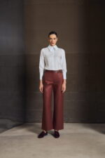 Calça Gabriela Sarja Resinada - Imagem 2